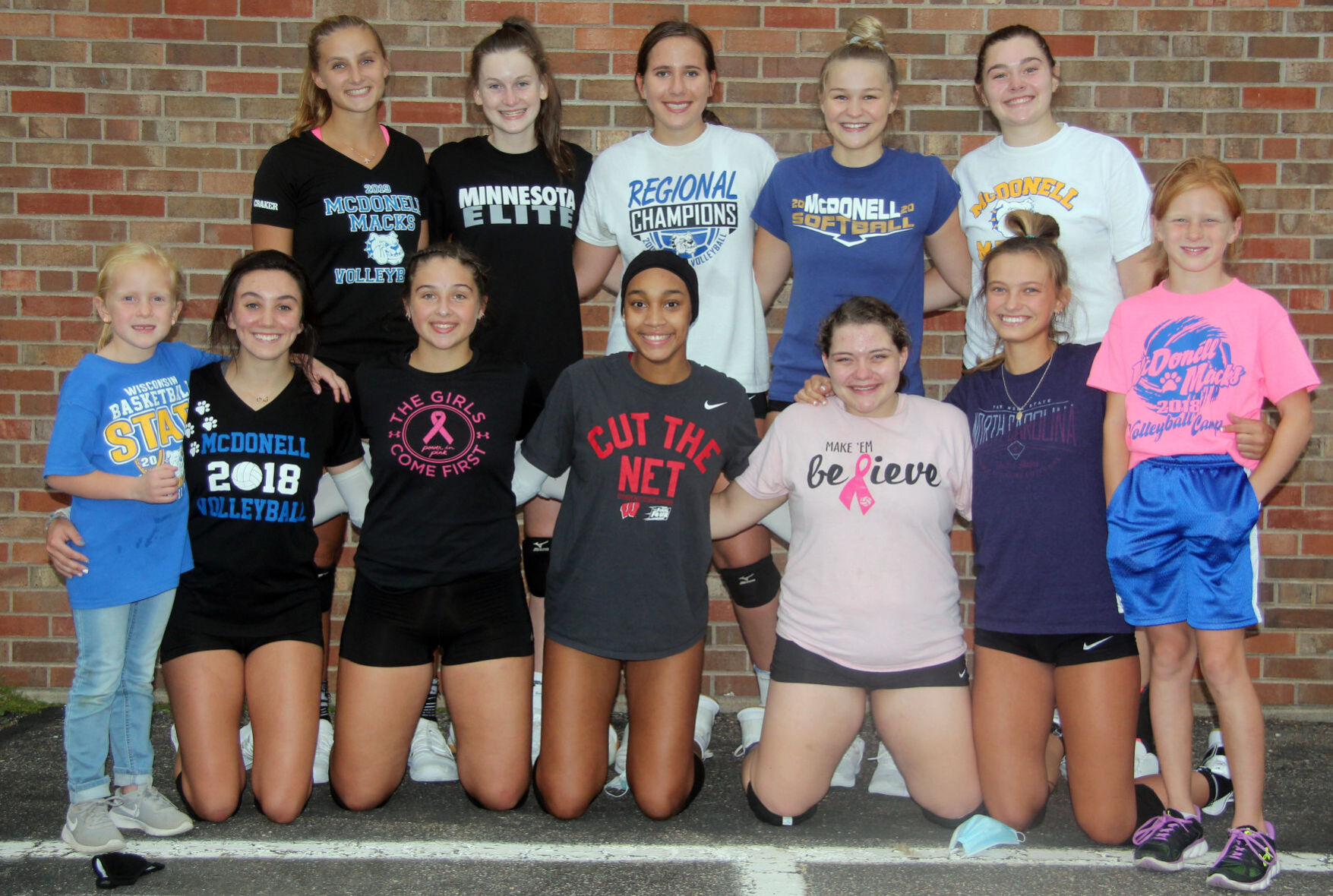 2020 McDonell Volleyball Team